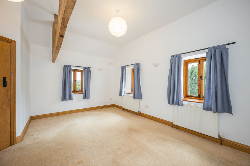 Bedroom- click for photo gallery